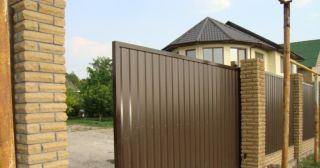 Купить откатные ворота из профнастила Бердск, цена от 1734 руб.