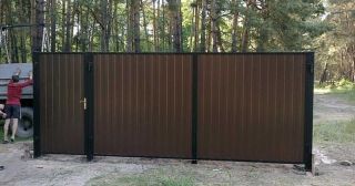 Купить распашные ворота из профнастила Бердск, цена от 2703 руб.